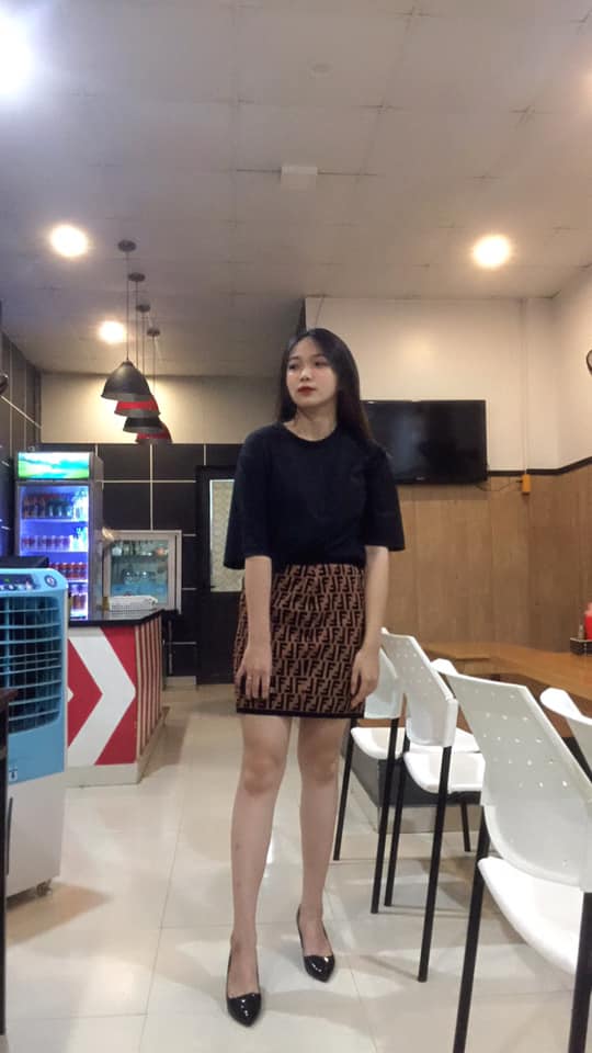 Đôi Giày tinh trùng ngựa của chị Nguyễn Mai Phương