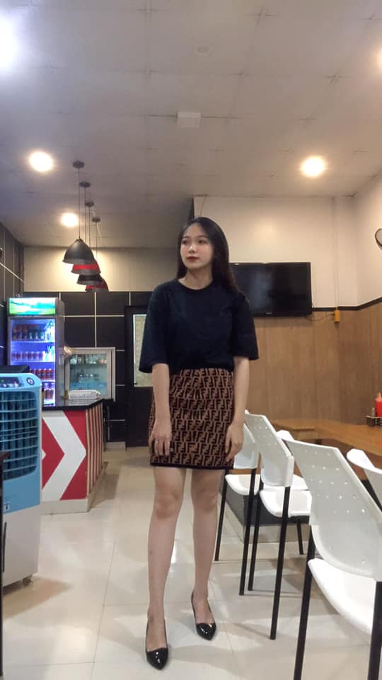 Đôi Giày tinh trùng ngựa của chị Nguyễn Mai Phương