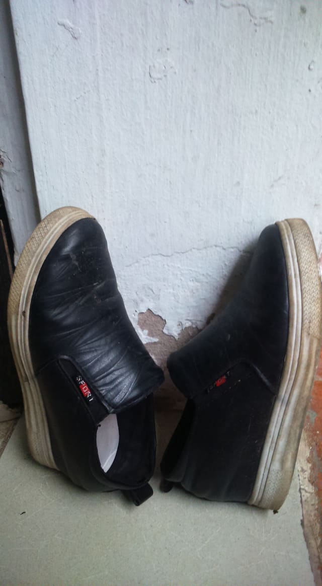 Giày Cô Hồ Hải Duyên