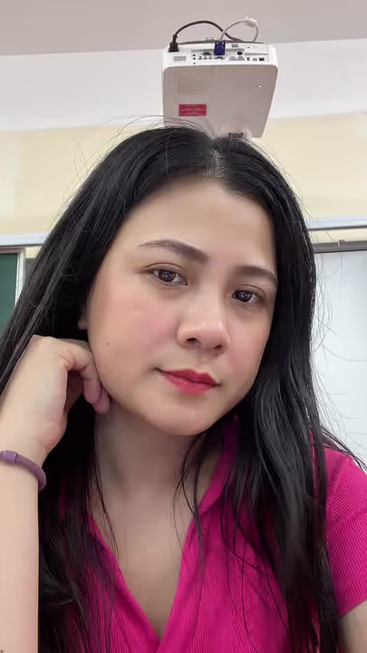 Đòn roi của bác Dung và cô Chung